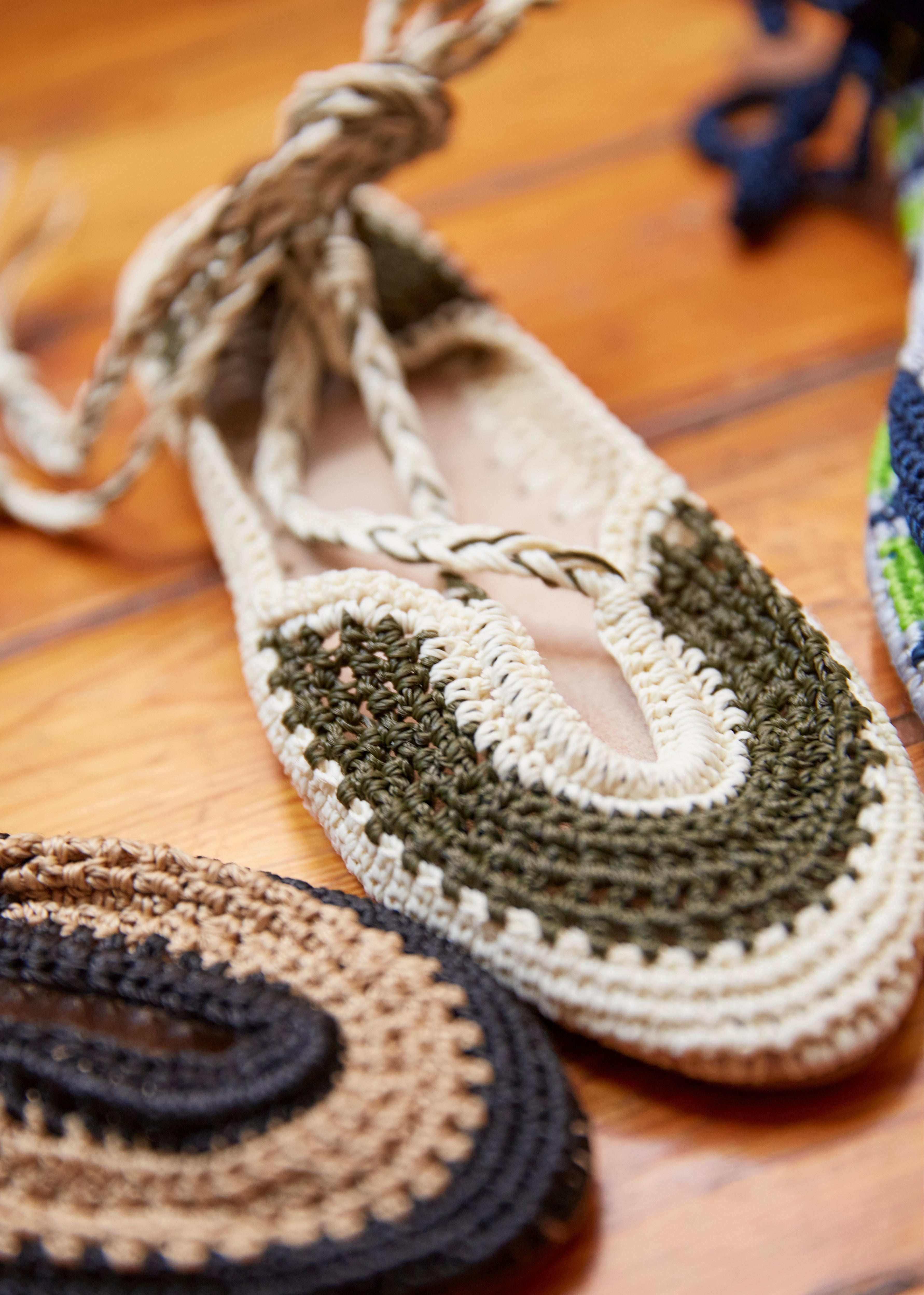 BAILARINAS CROCHET MEXICANAS KAKI