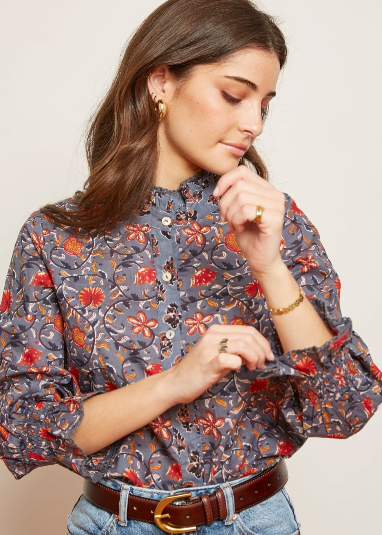 blusa Juana estampado floral azulado