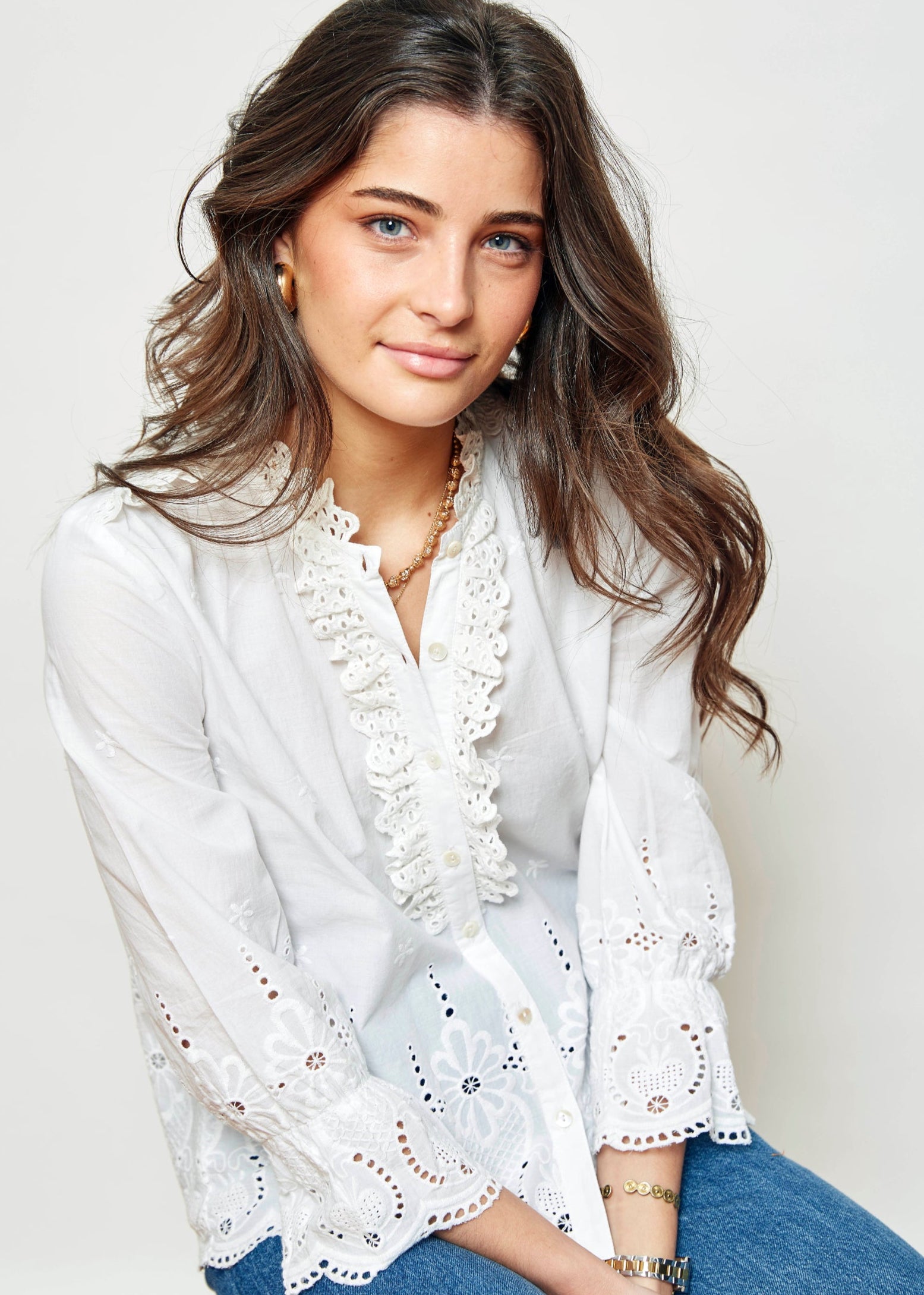 blusa blanca bordados calada