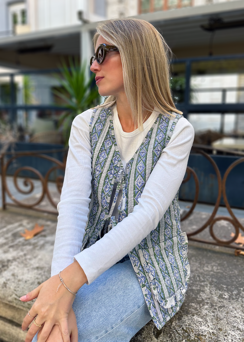 chaleco reversible largo estampado