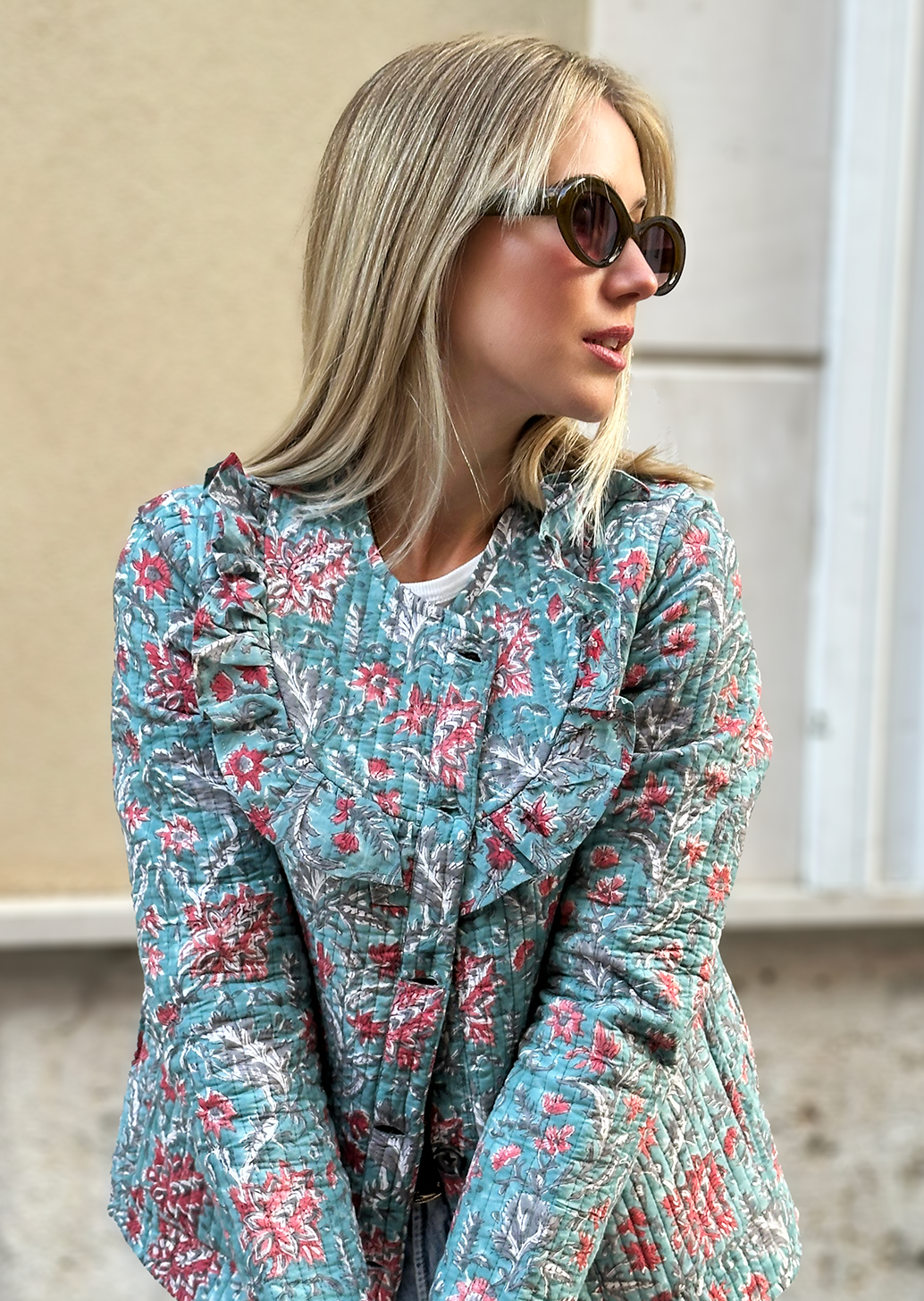 chaqueta reversible acolchada volante