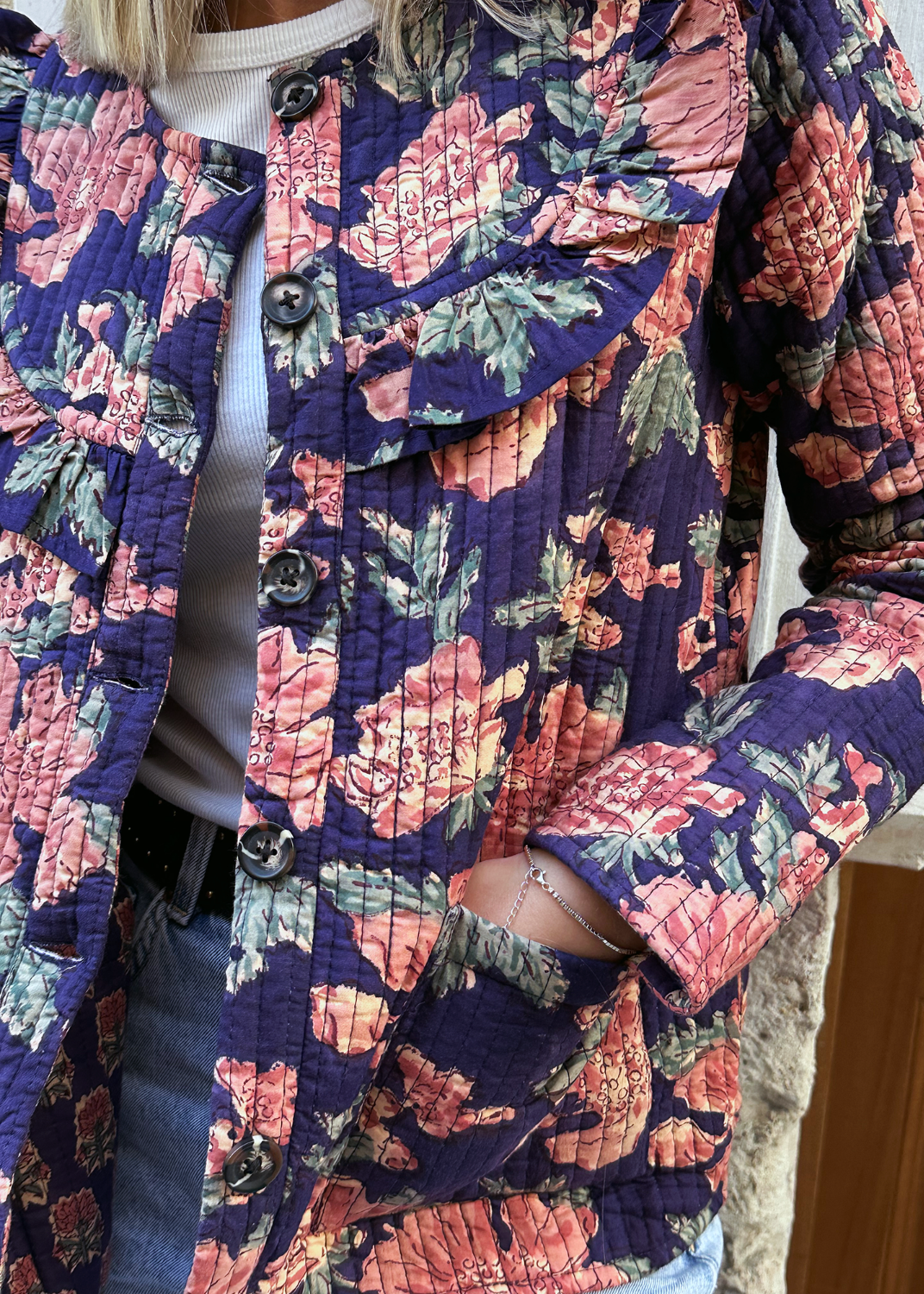 chaqueta acolchada estampado marino