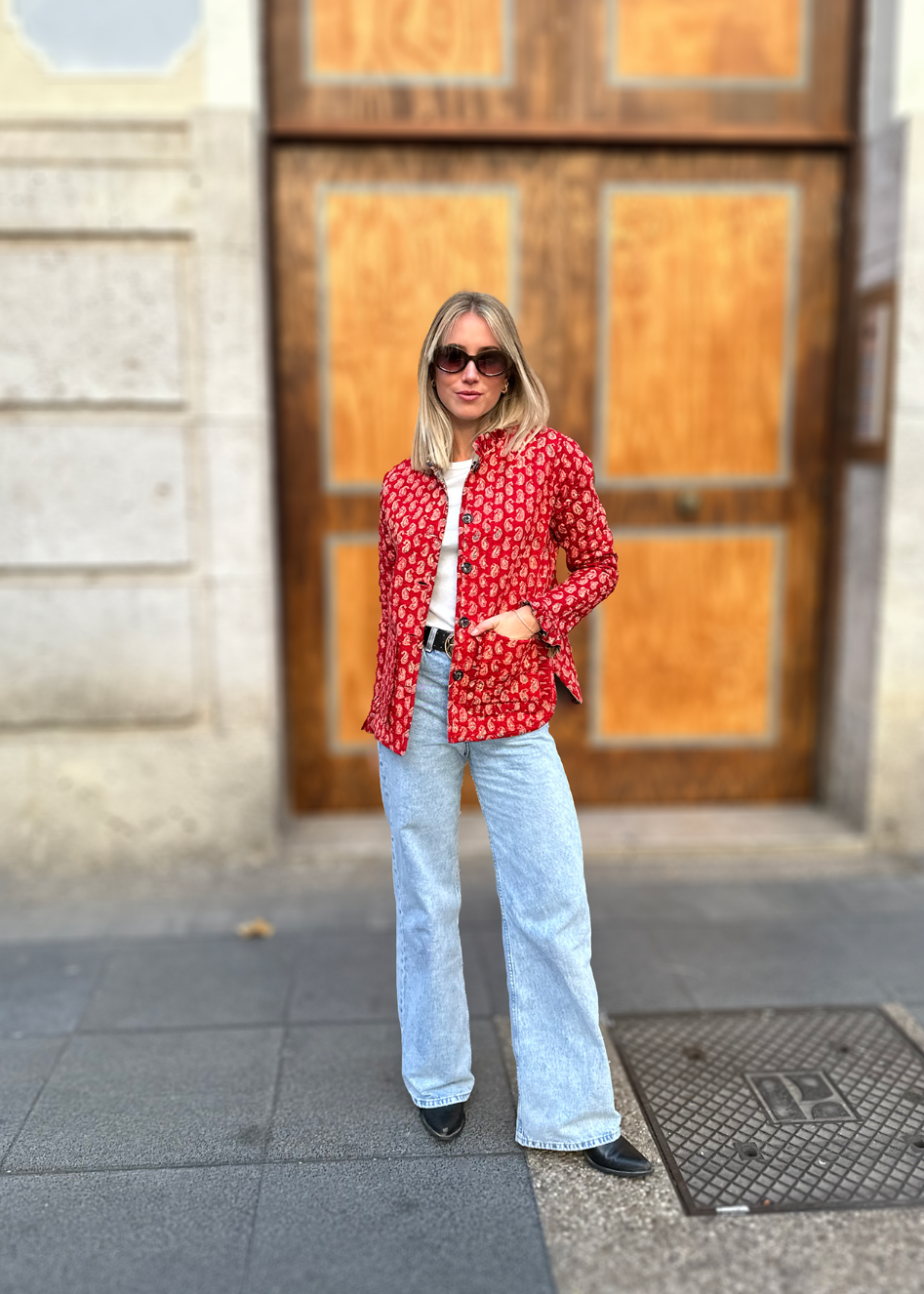 chaqueta acolchada reversible rojo y gris